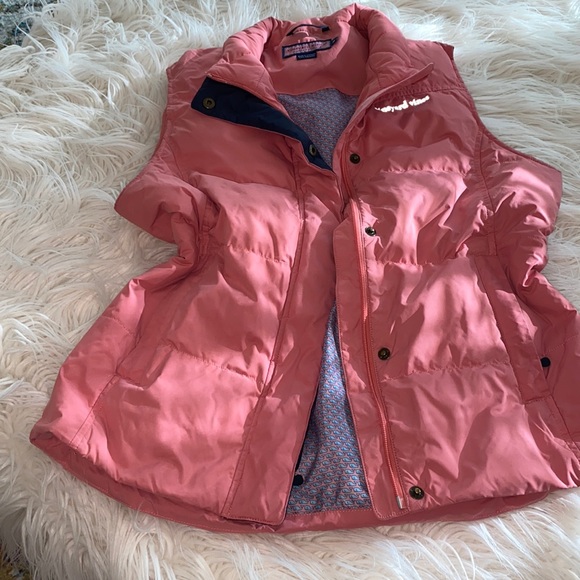 VINEYARD VINES puffed vest - Picture 3 of 15